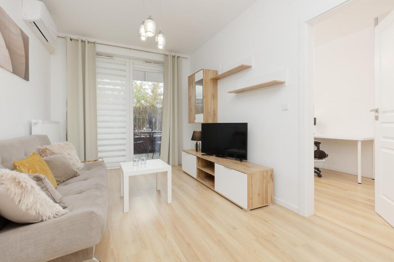Apartment With Ac Warsaw Mokotow Business Centre By Noclegi Renters Exterior photo